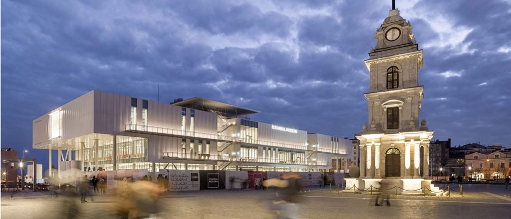 b0044435 hdr copy 50878 5656592