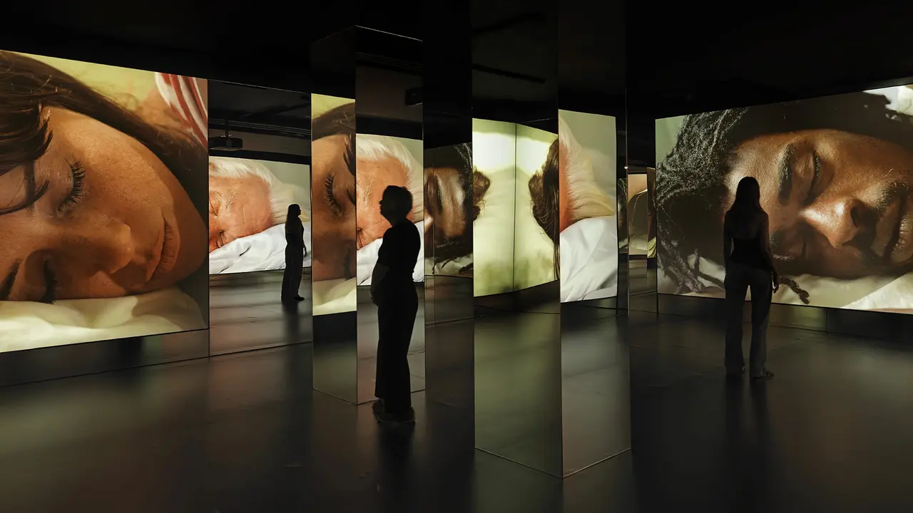 Doug Aitken: İçimdeki Şehir Sergisi